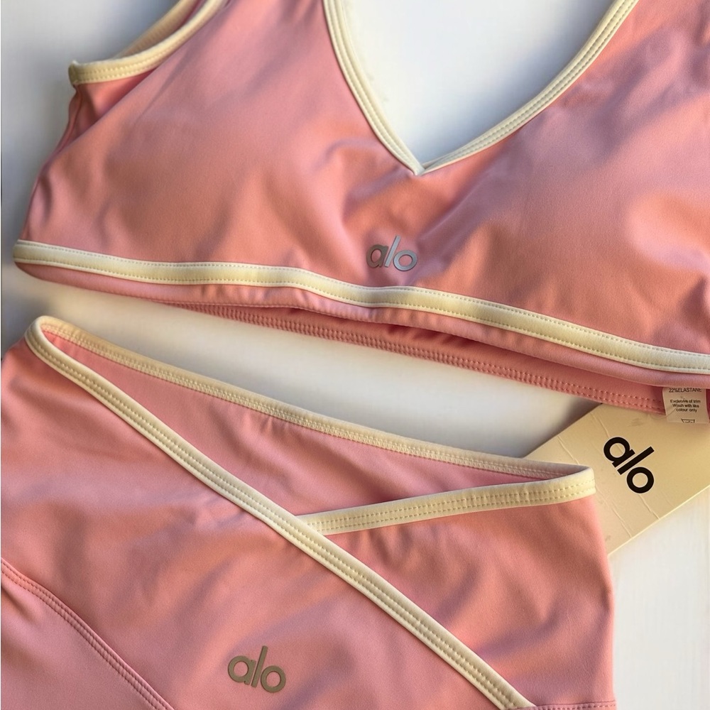 ALO Yoga Workout Set - Pink